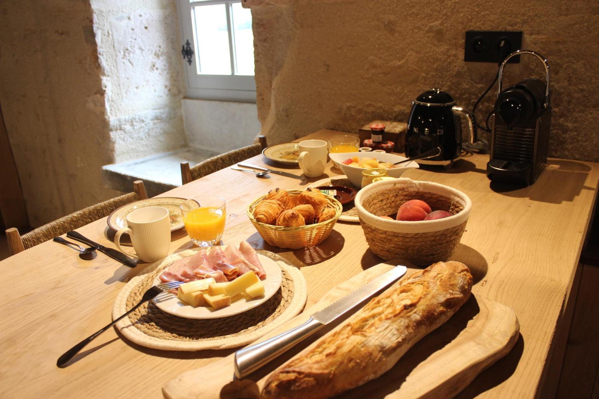 Chateauneuf Suites Kültér fotó