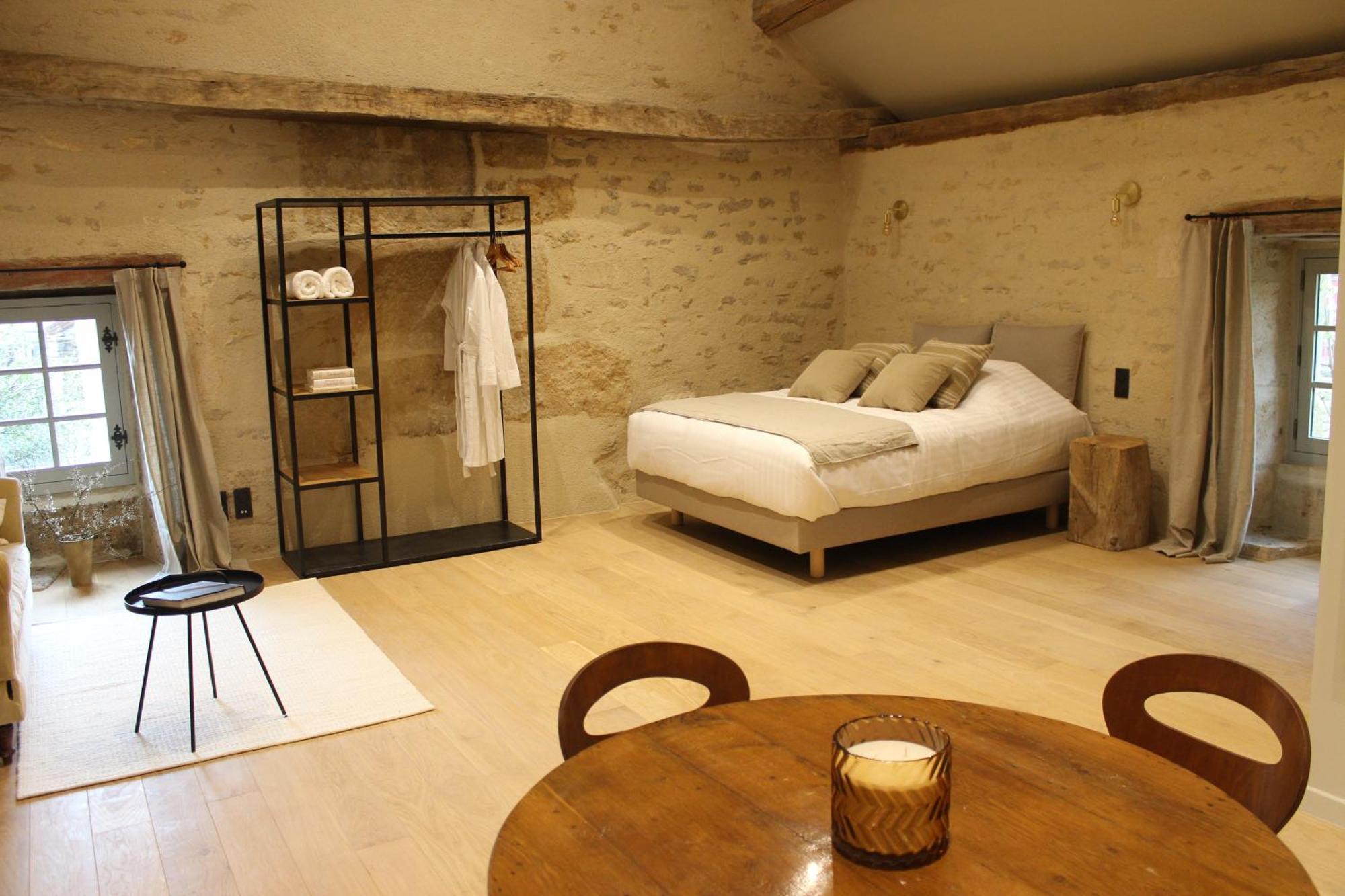 Chateauneuf Suites Kültér fotó