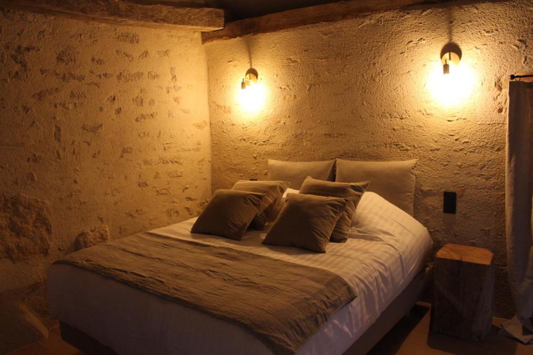Chateauneuf Suites Szoba fotó