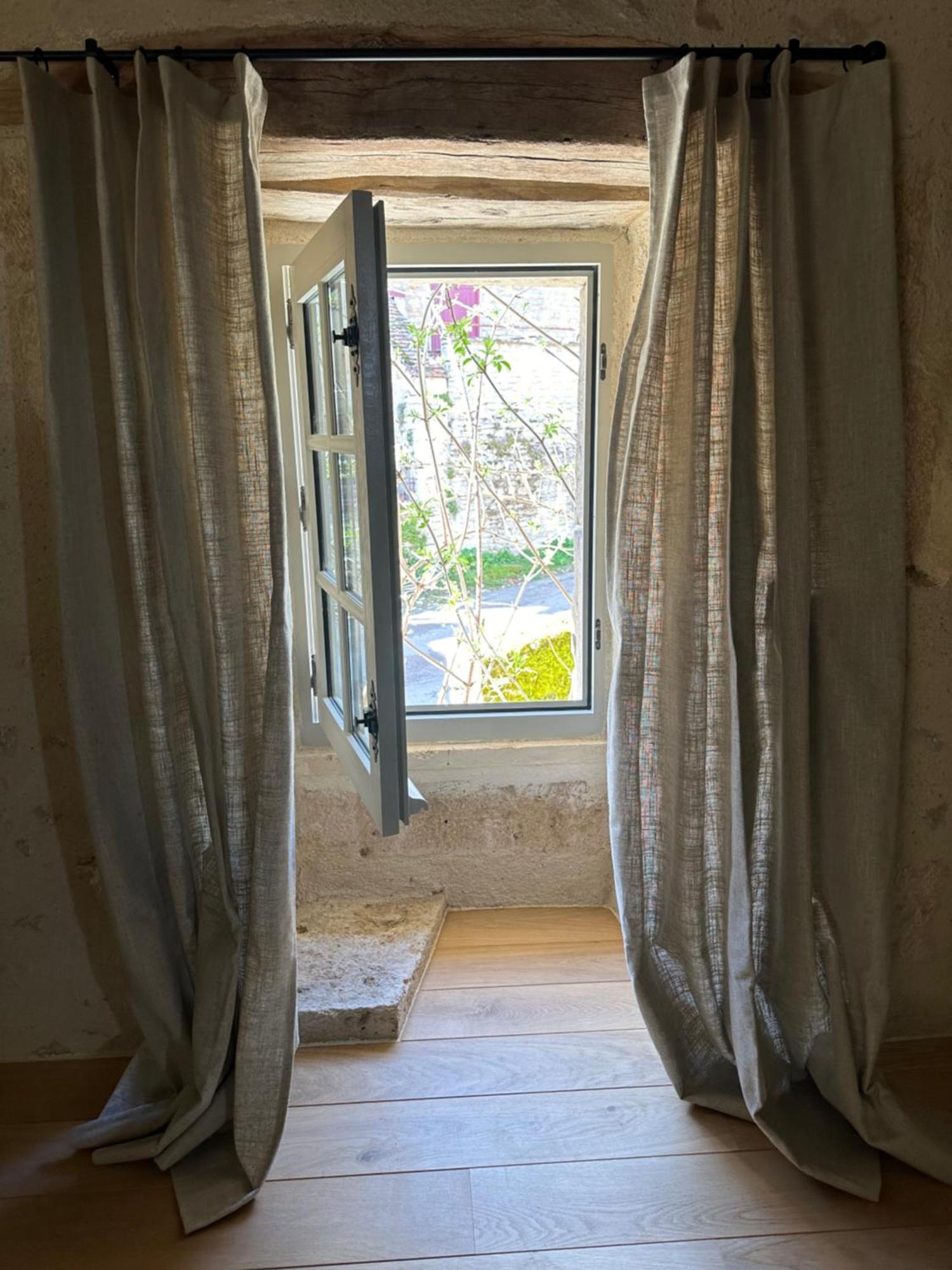 Chateauneuf Suites Kültér fotó